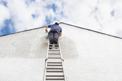 Peinture extérieure à Epiniac — façades et ravalement